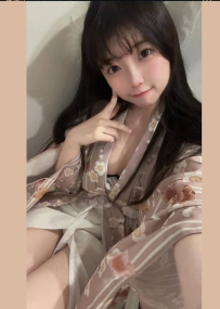 台中 l 奶昔｜158cm｜Dcup｜20歲 l 胸前兩顆軟Q奶彈