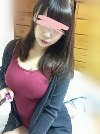 #臺南 童顏巨乳正妹 培培 160cm F杯 52kg 24歲 大奶妹 小肉身材摸著皮膚觸感很舒服喲
