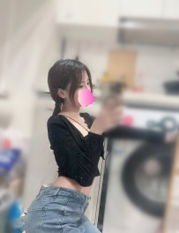 🙇‍♀️   糖糖：158cm｜44kg｜C奶｜19歲    👀看起來清純，脫了超淫蕩