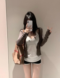 台南 l 佳怡：164cm-C奶-47kg-21歲 l 學生妹
