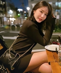 台中 l 蕾娜 162.48.C.28歲 l OL氣質輕熟女 l 舌吻又深又濕