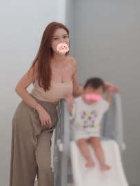 嘉玲166.50.E.32歲  #單親媽媽 還有一點點奶水