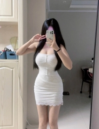 樂樂 166cm｜F奶｜55kg｜25歲    #高挑細腰小騷貨 #大奶殺手 #手感滿分