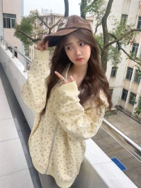 #新竹 欣兒 158cm 44kg C+ 20歲 #溫柔體貼好接觸(無距離感)